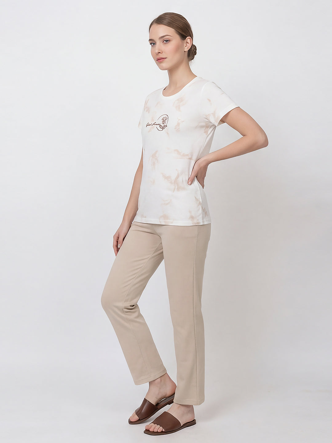 NEUTRAL BLOOM