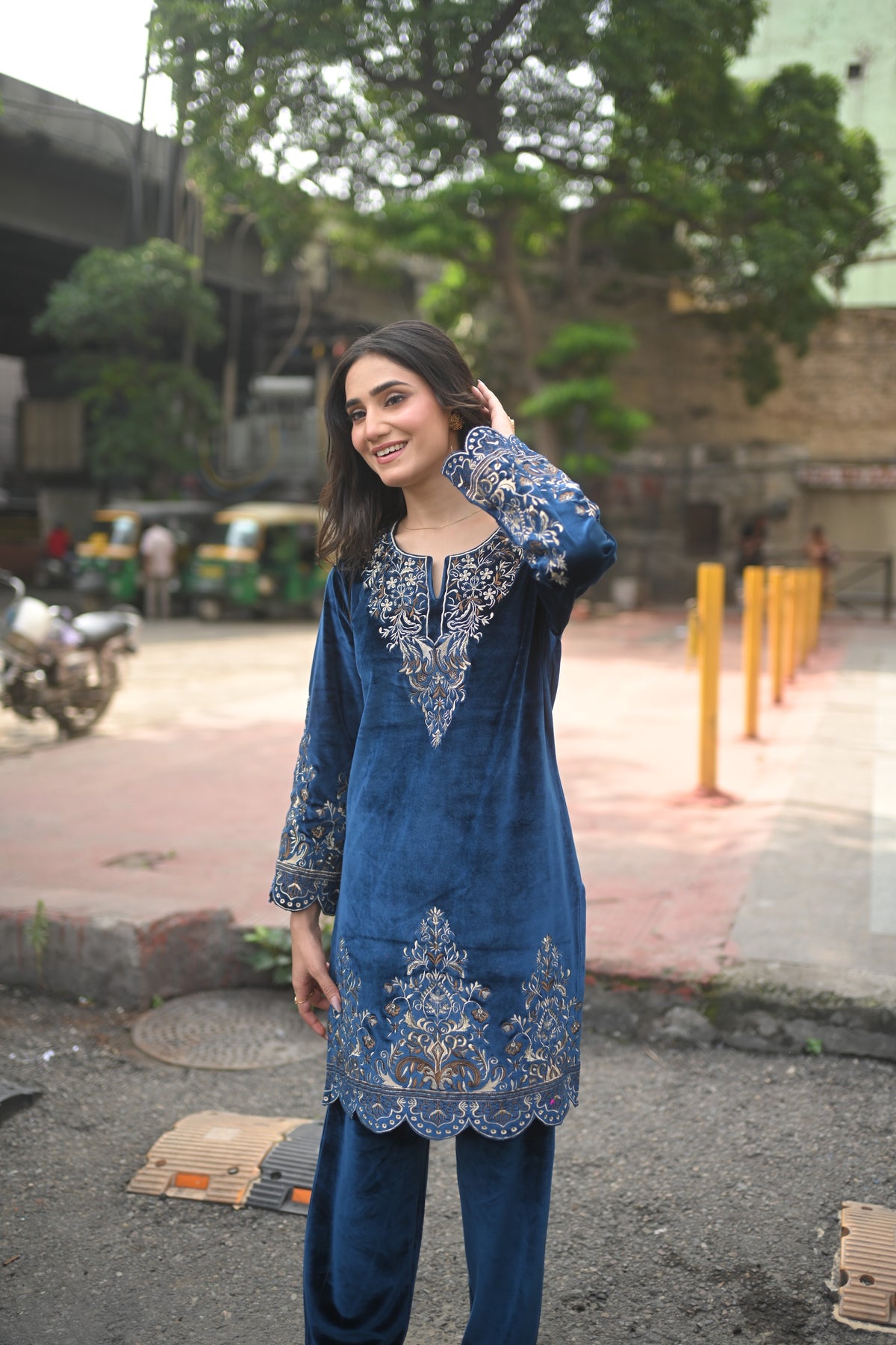 ADAAH VELVET SET